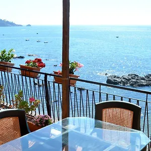 Teocle 3*, Giardini Naxos Italy